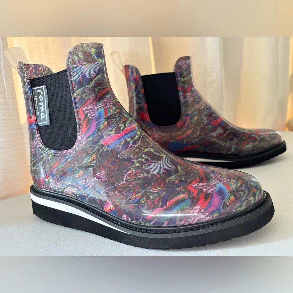 Roma beautiful wearable